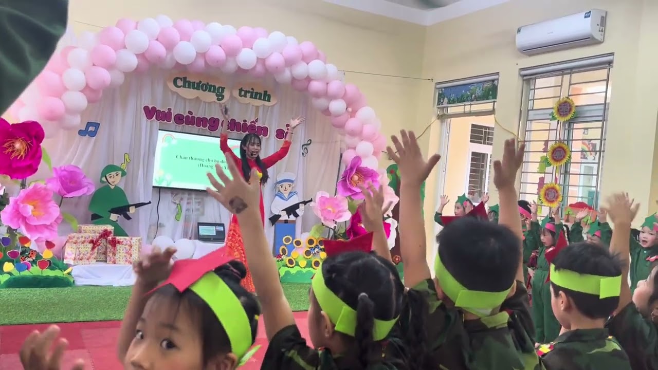 Tiết dạy âm nhạc: Vận động bài hát cháu thương chú bộ đội mn Trịnh Xá