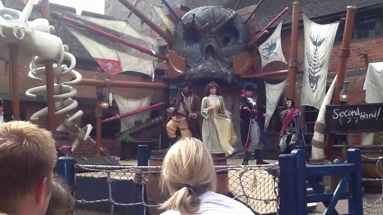 Alton Towers Pirate Show