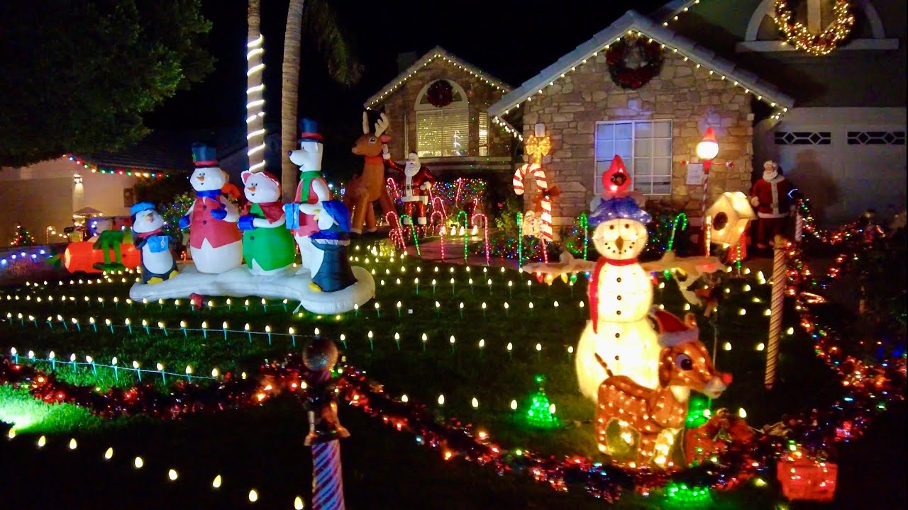 Christmas Lights Spectacle: Candy Cane Lane in Palm Springs!