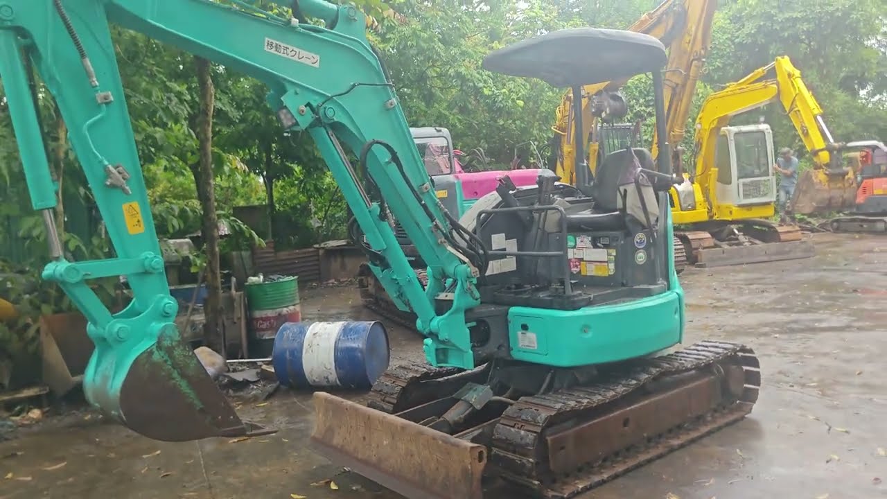 Giới thiệu siêu phẩm Kobelco Sk30sr-6 đời 2016 cần cứng đường búa AE cần liên hệ: 0988273763