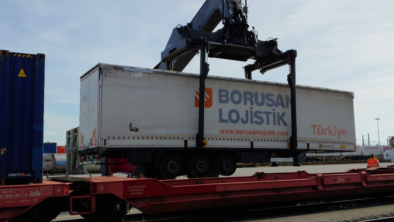 Borusan Lojistik Trailer intermodal getting loaded at Wels Cargo Terminal, Austria