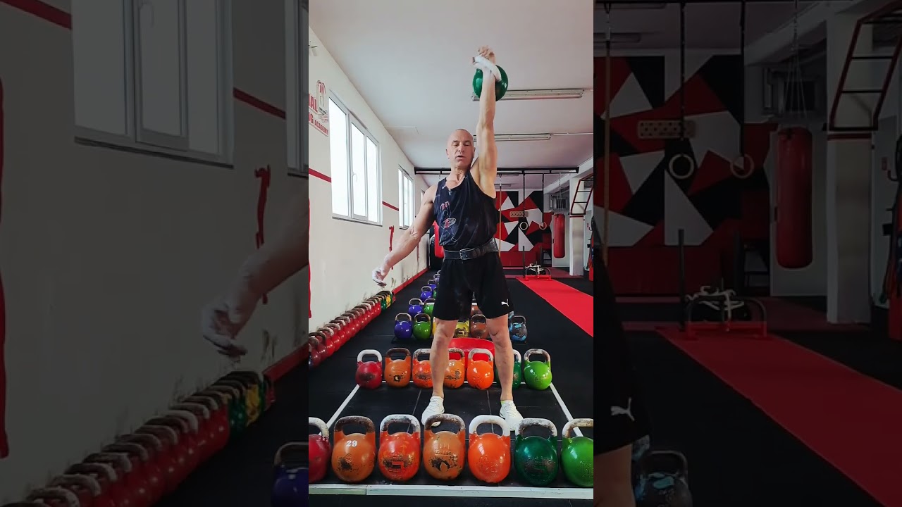 Half Snatch training Oleh Ilika 24kg/10'-223 reps ( free arm change) February 12, 2026.