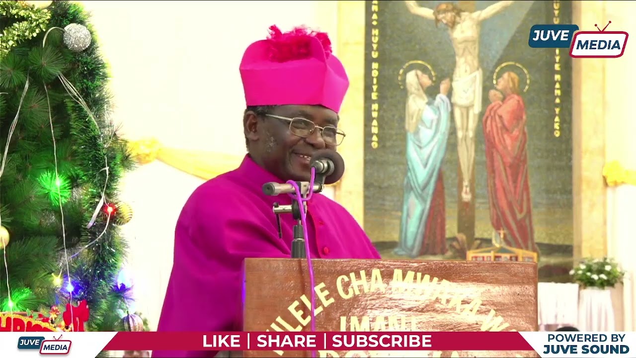 "ALICHOKUWA AKIKIFUNDISHA ASKOFU KIBOZI HUKO SEMINARY LEO AMEFANYA KWA VITENDO "ASKOFU MKUU KINYAIYA