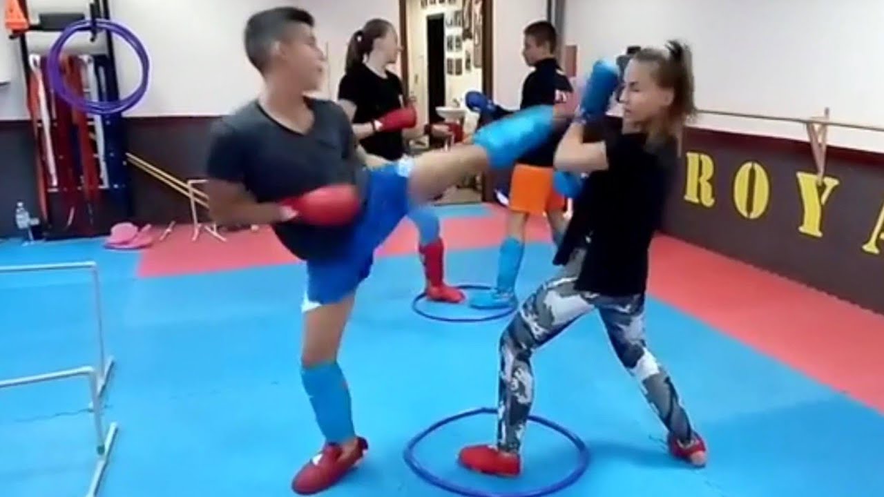 Базовые приемы и простые реакции (каратэ WKF)