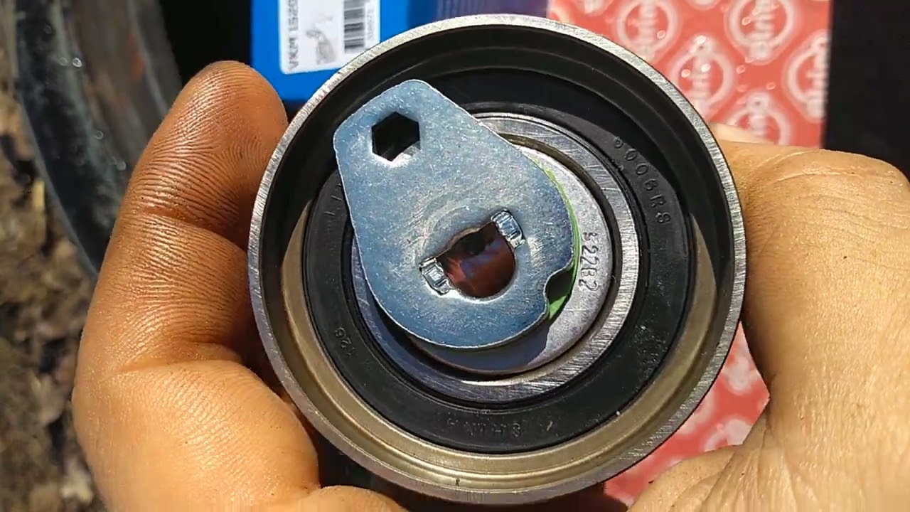 ролики натяжитель ремней ГРМ INA в упаковке  SKF