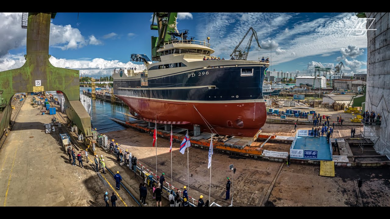 Ship launching #486  FD - 296  SJÚRÐUR TOLLAKSSON