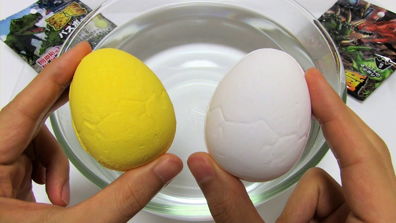 ASMR Bath Bomb Battle Race Dinosaur vs Dinosaur