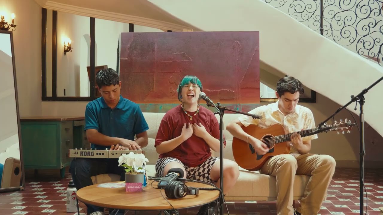 Laberintos - LUKATER (versi&oacute;n ac&uacute;stica)‬ | Roots Session #5