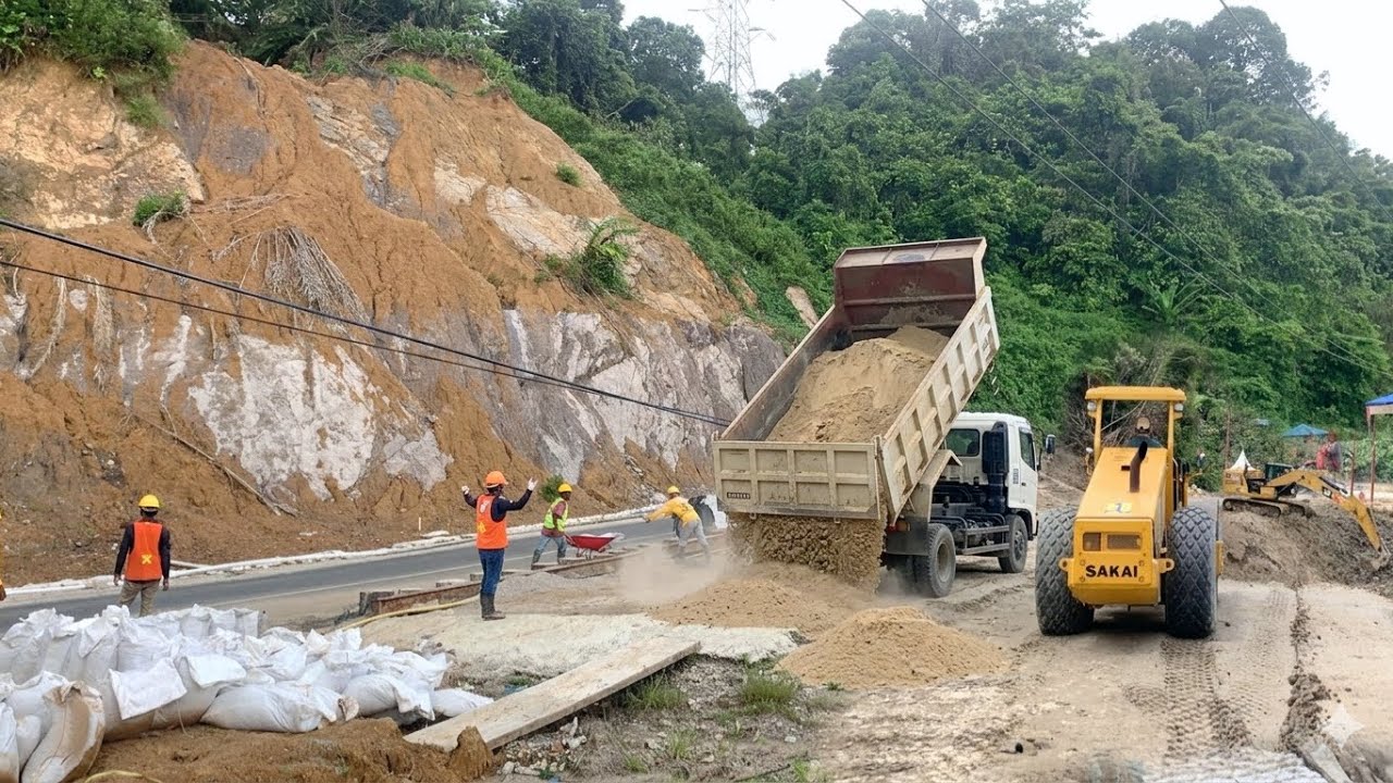 UPDATE BATU JOMBA❗️MATERIAL TERUS DITAMBAH”TIMBUNAN LANGSUNG DIPADATKAN.
