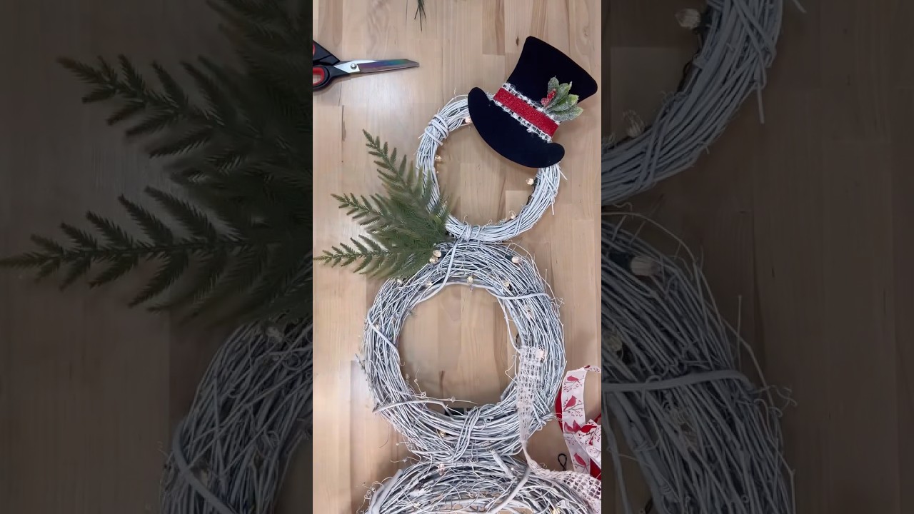 Make a Snowman Wreath with Me | #FallintoShorts #craftingideas #craftyliving