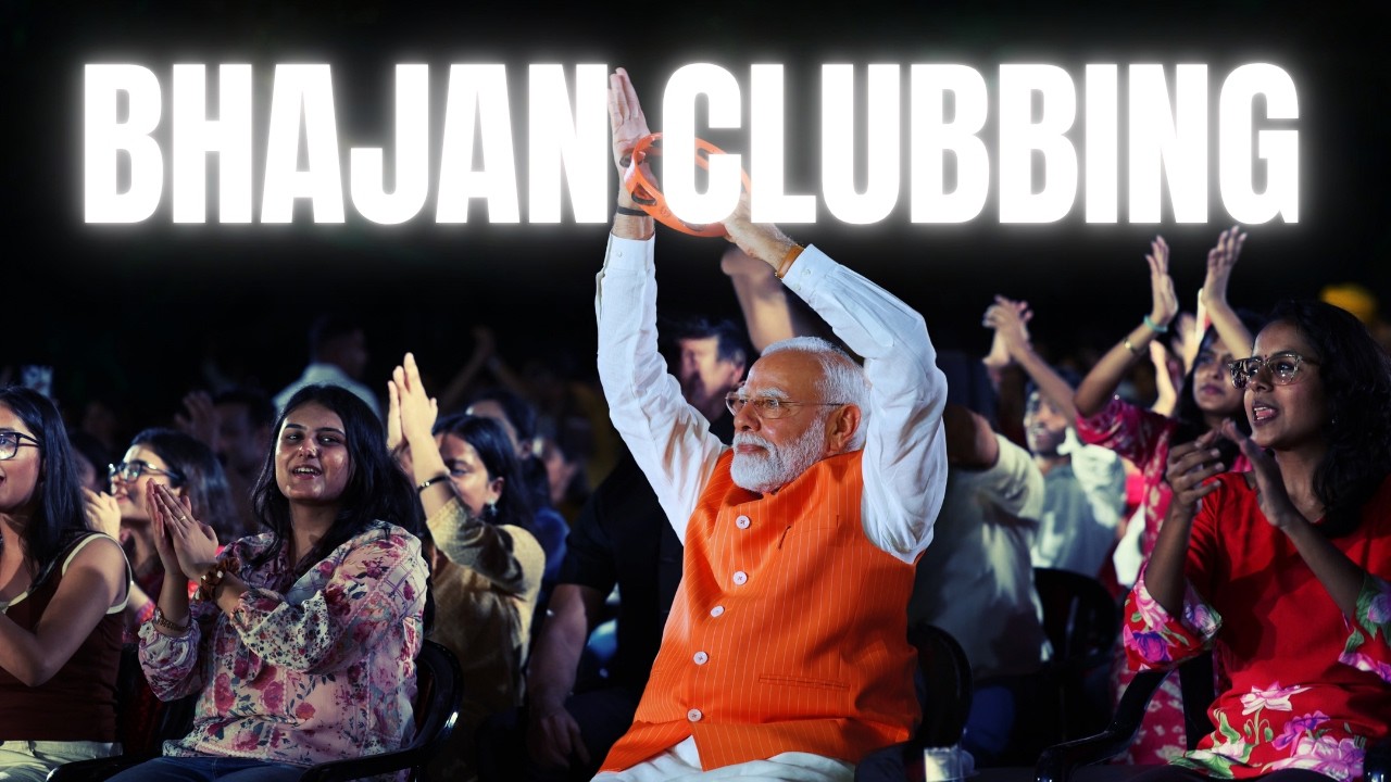 LIVE : PM Modi attends Bhajan Clubbing in Delhi