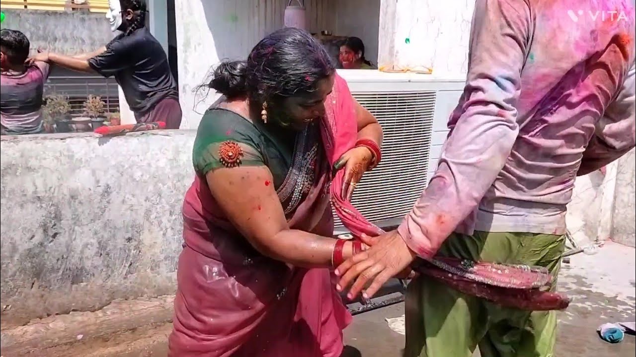 चारो देवरानी जेठानी ने किया होली पर dhamal 😂 ll desi holi 😁 ll #creative #viral #familyvlog