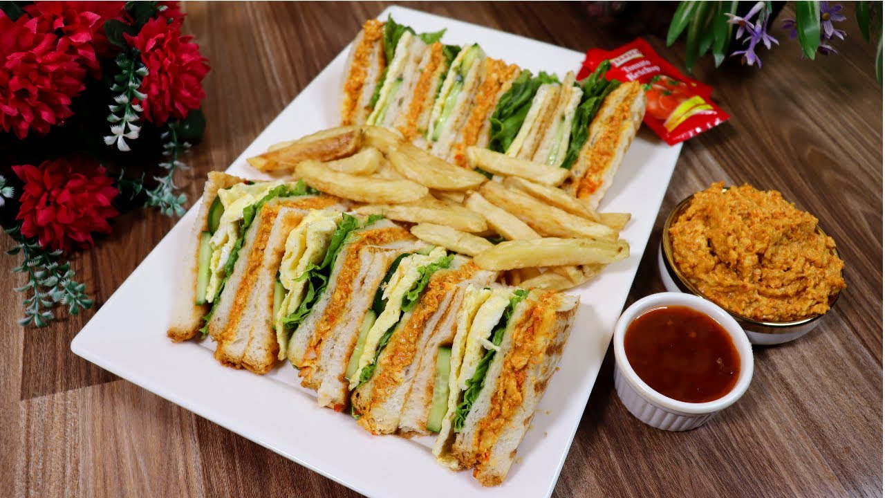 CLUB SANDWICH RECIPE | Restaurant Style Chicken Tikka Club Sandwich Recipe By Tasty Food With Maria