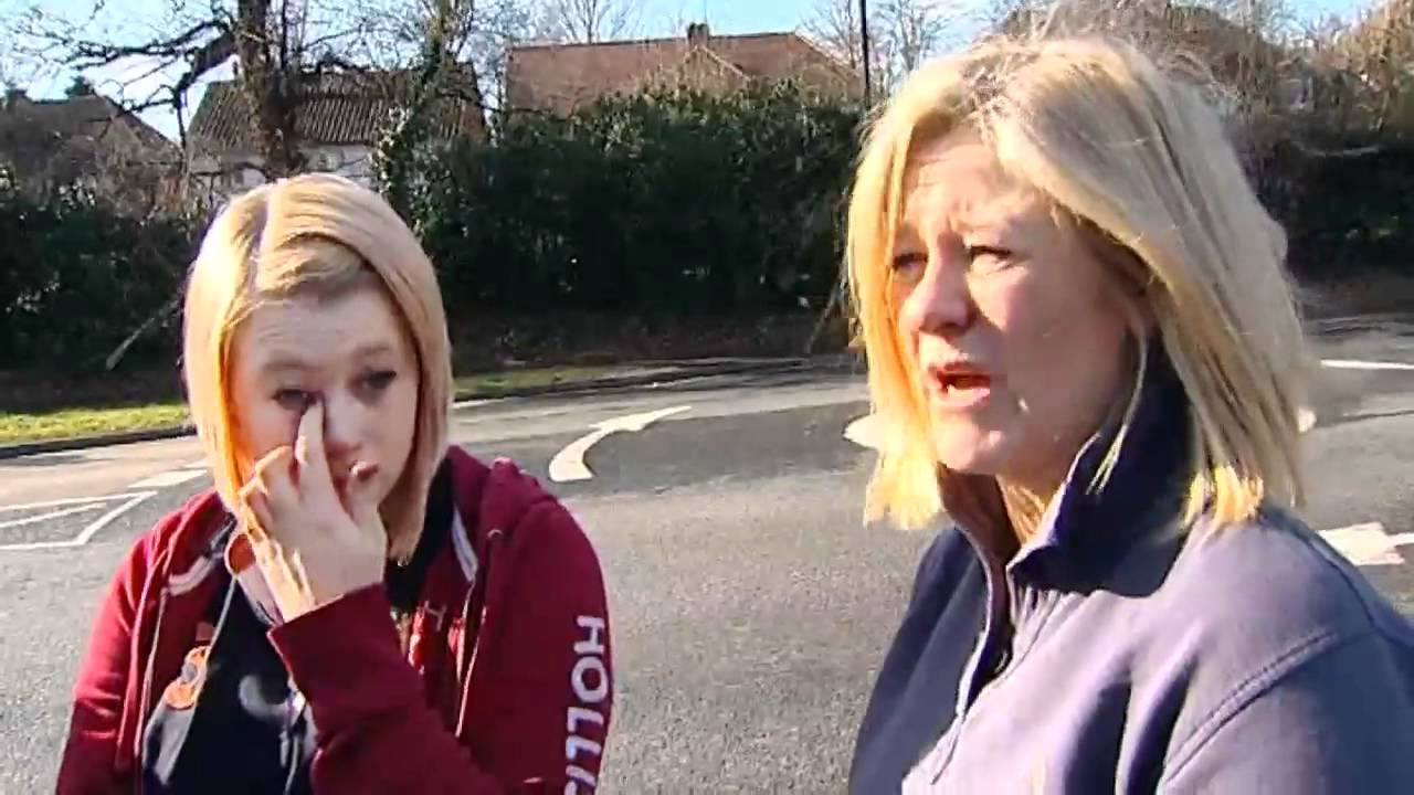 Teacher dies in coach crash