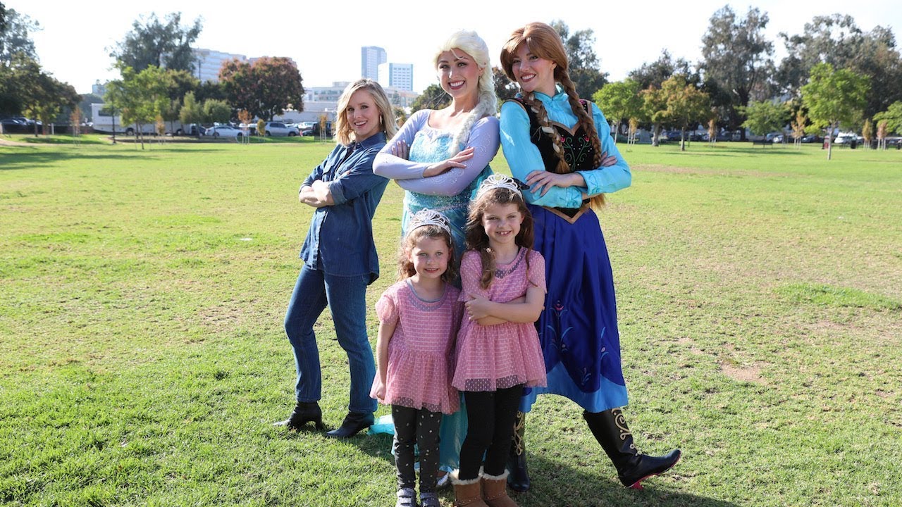 #Momsplaining with Kristen Bell: KidsPartyGoals