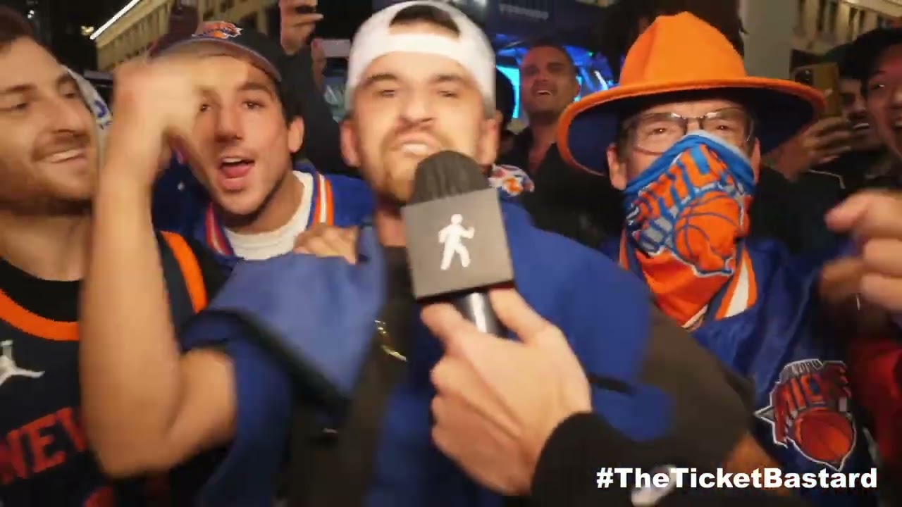 NEW YORK SPORTS FANS vs PHILLY FANS - who ya got?