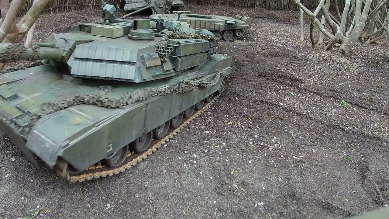 2025-09-13 Ukrainian Abrams tank in action