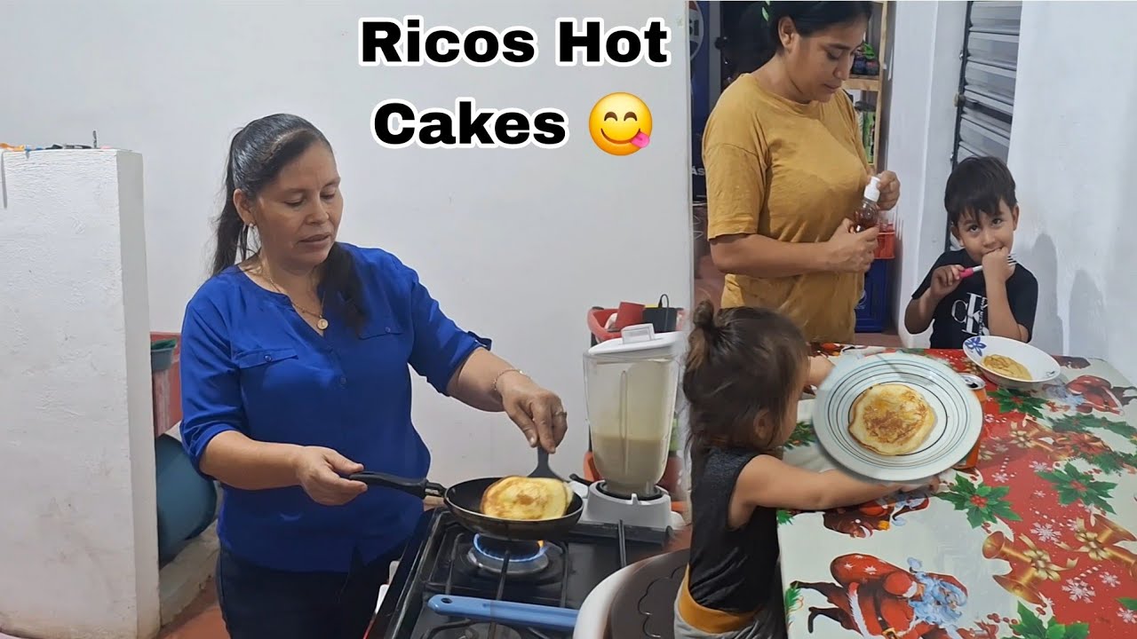 Pauloba y Doña Esperanza Preparan Unos Deliciosos Hot Cakes 🤤 A Marcus Le Encantaron 😋