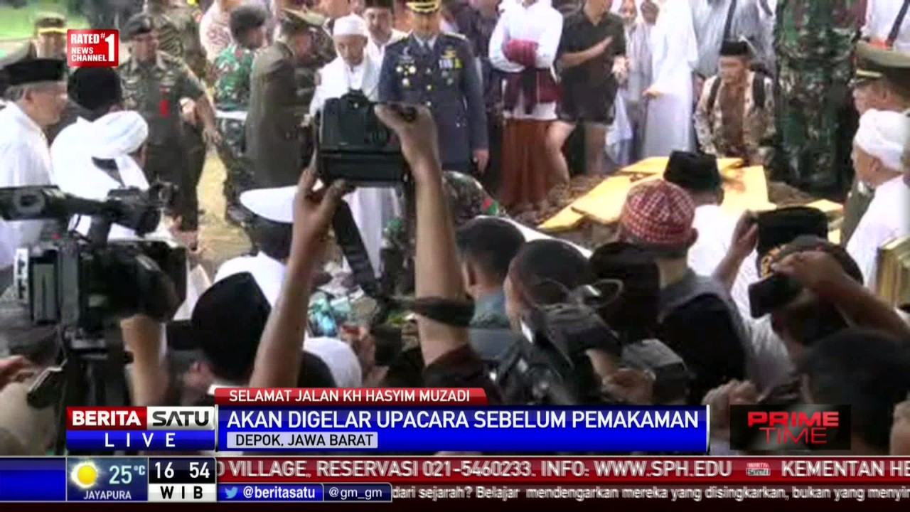 Prosesi Pemakaman KH Hasyim Muzadi di Ponpes Al-Hikam # 1
