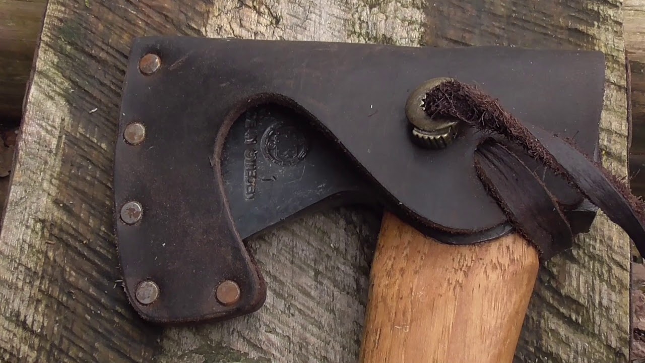 Filozoficzna rEDCka: Hultafors Classic Trekking Axe 0,5 kg od Laplander.pl