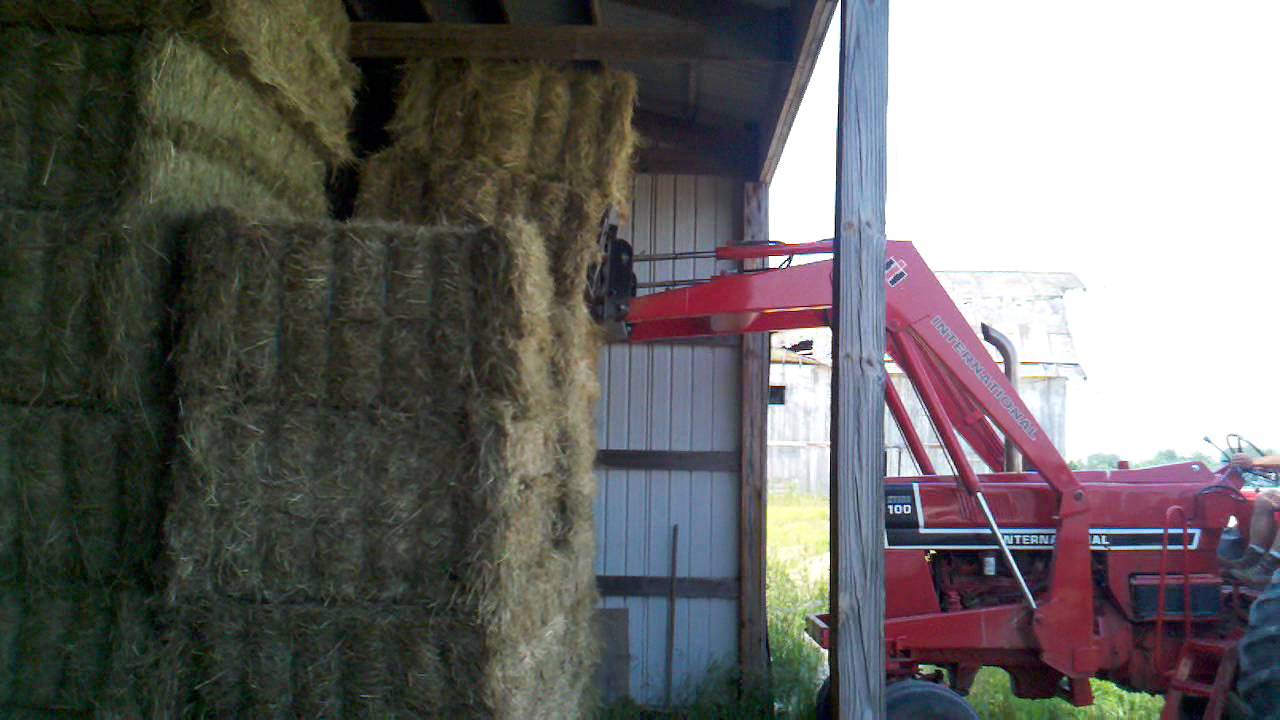 Storing hay withe Hydro 100