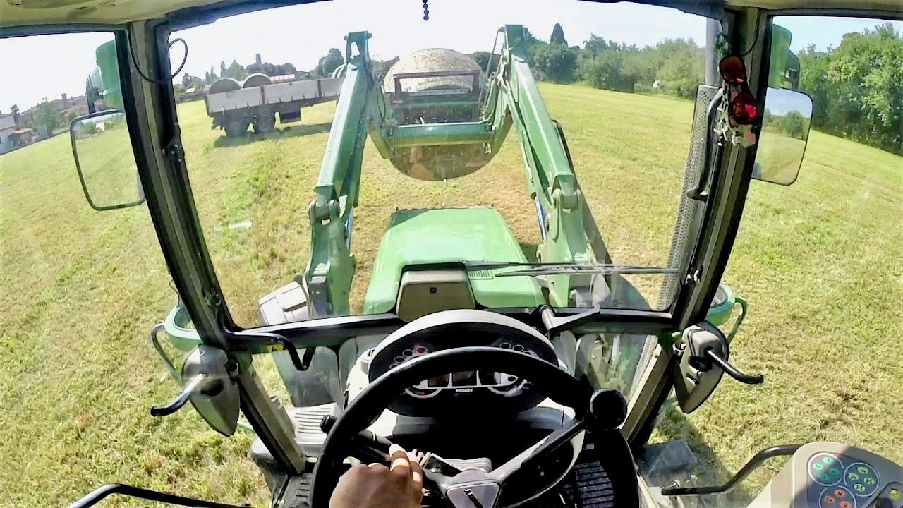 Cab View | Fendt 311 Vario | Loading Hay Bales