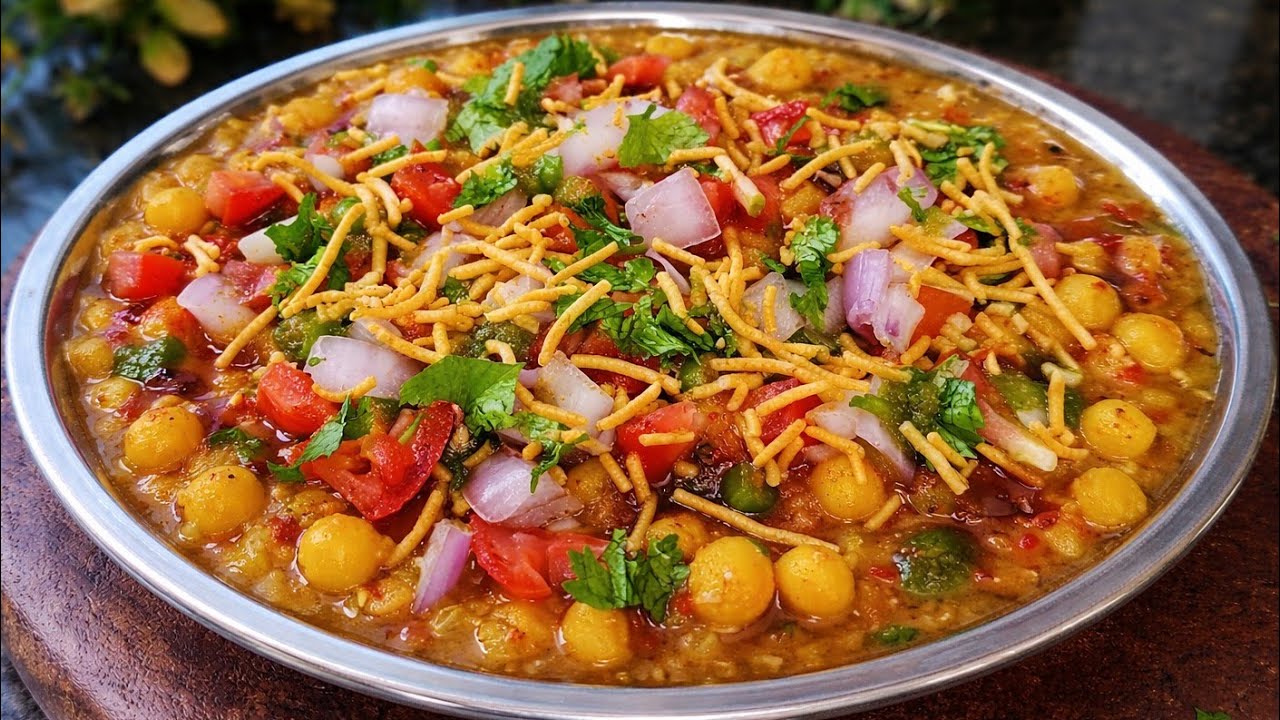 इफ्तार के लिए ठेले वाली रगड़ा चाट [Street Style] | Ramadan Special Recipe