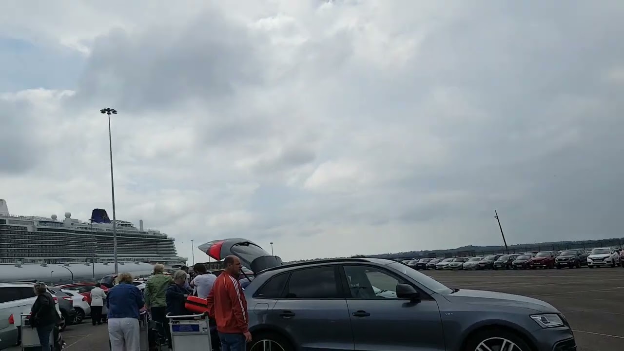 The mid day Jubilee horn blast