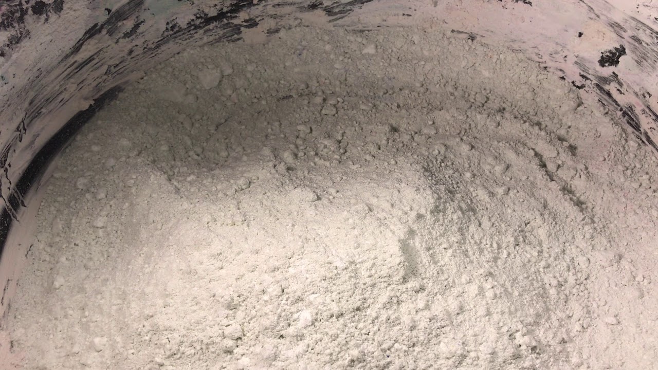 Powdery Reformed Gym Chalk Tutorial
