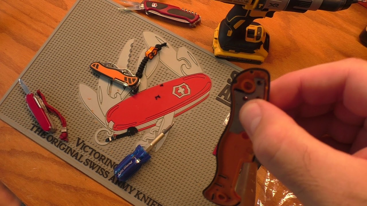 Установка карманного зажима SwissBianco Victorinox 111 мм