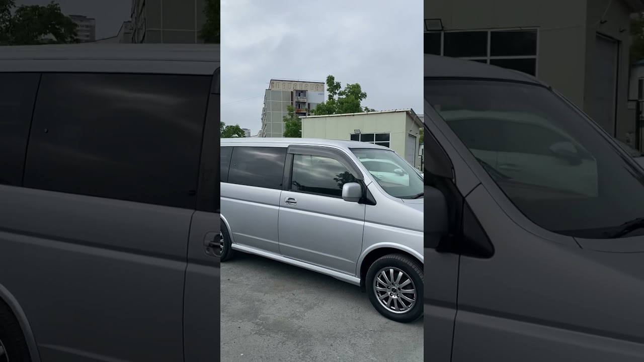 Продажа Honda Stepwgn RF5, комплектация SPADA. Конструктор без ПТС