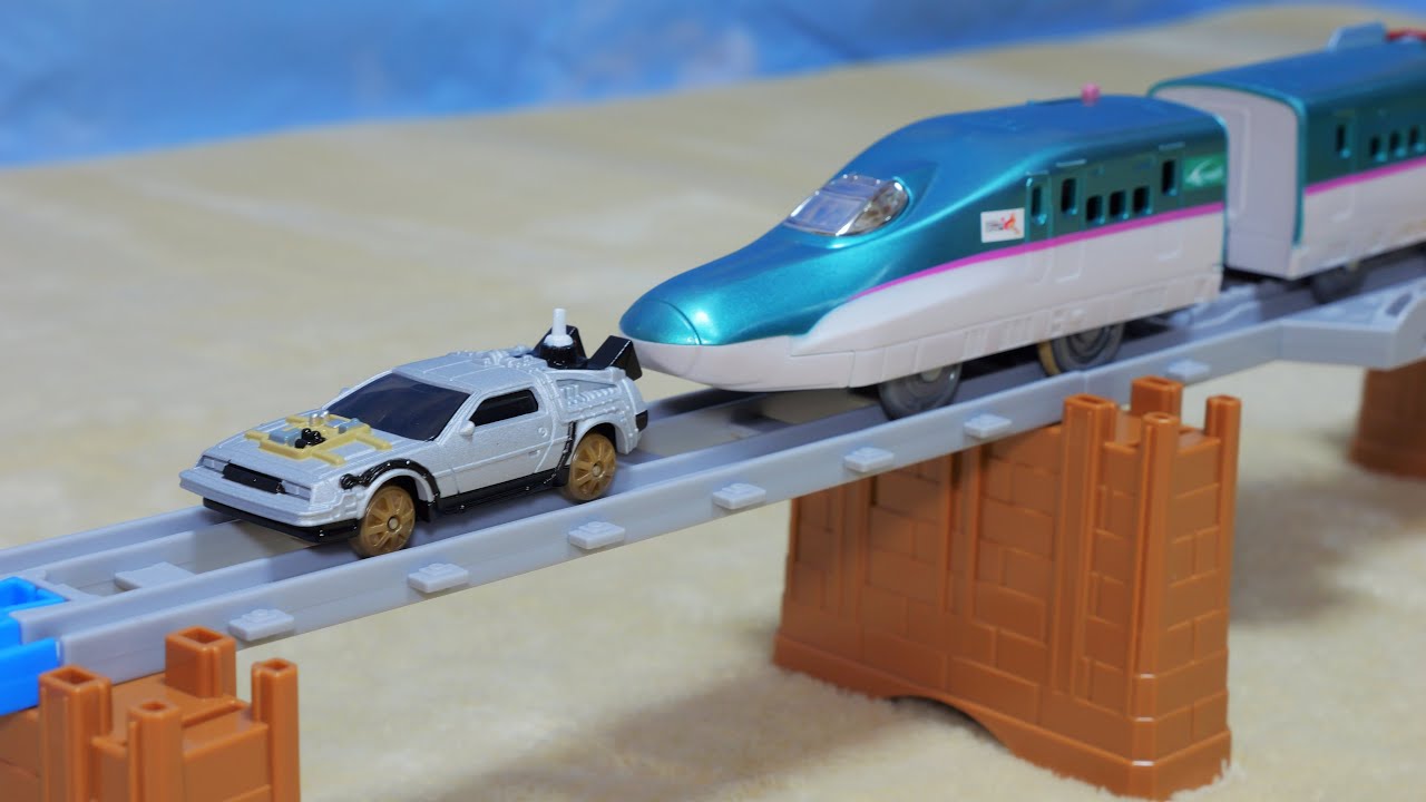 レールの上をトミカが走る！　プラレール バック・トゥ・ザ・フューチャーＰＡＲＴ３ 蒸気機関車１３１号＆タイムマシン　デロリアン