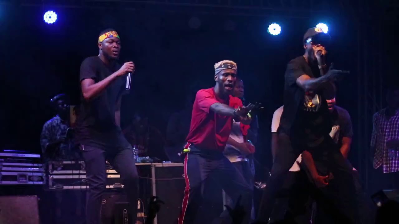 WATCH E.L PERFORM LALAFALAMA ALONG AT GIJ HALL WEEK CELEBRATION ARTISTE NIGHT