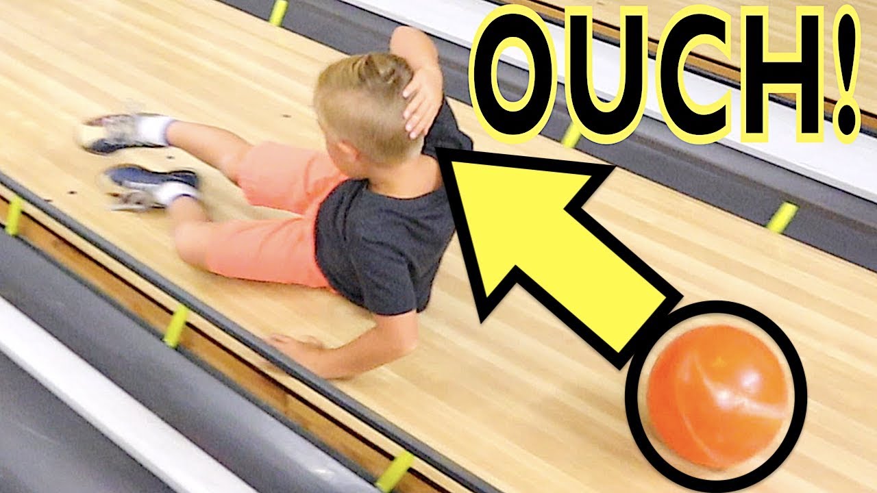 🎳BIRTHDAY BOWLING DISASTER 😱