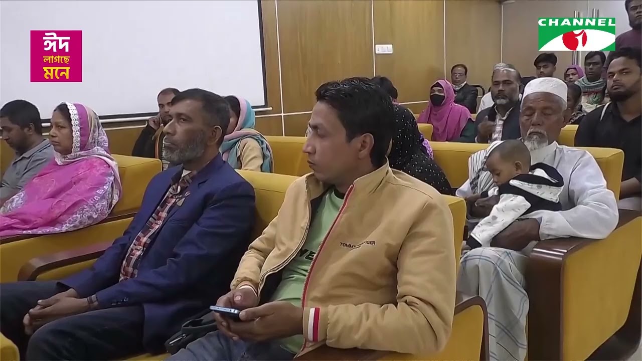 তথ্য ও সম্প্রচারমন্ত্রী-বরিশালে চেক বিতরণ