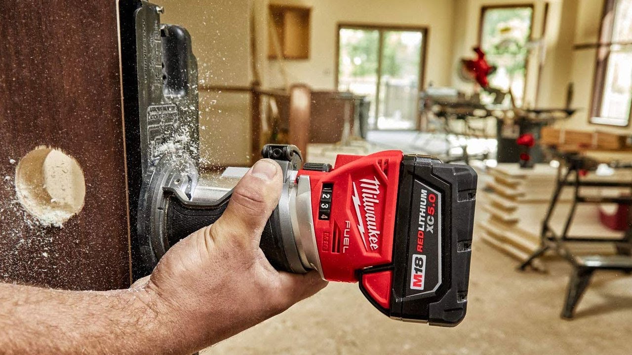 [Tool Nut Review] Milwaukee M18 FUEL Brushless Compact Router 2723-20