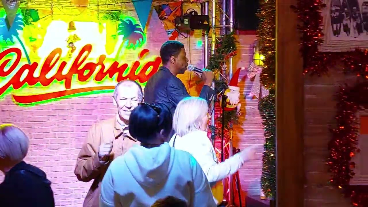Leroy Smokes Hotel California Benidorm. Boxing Day 2023. Filmed @ 23:35  HRS.