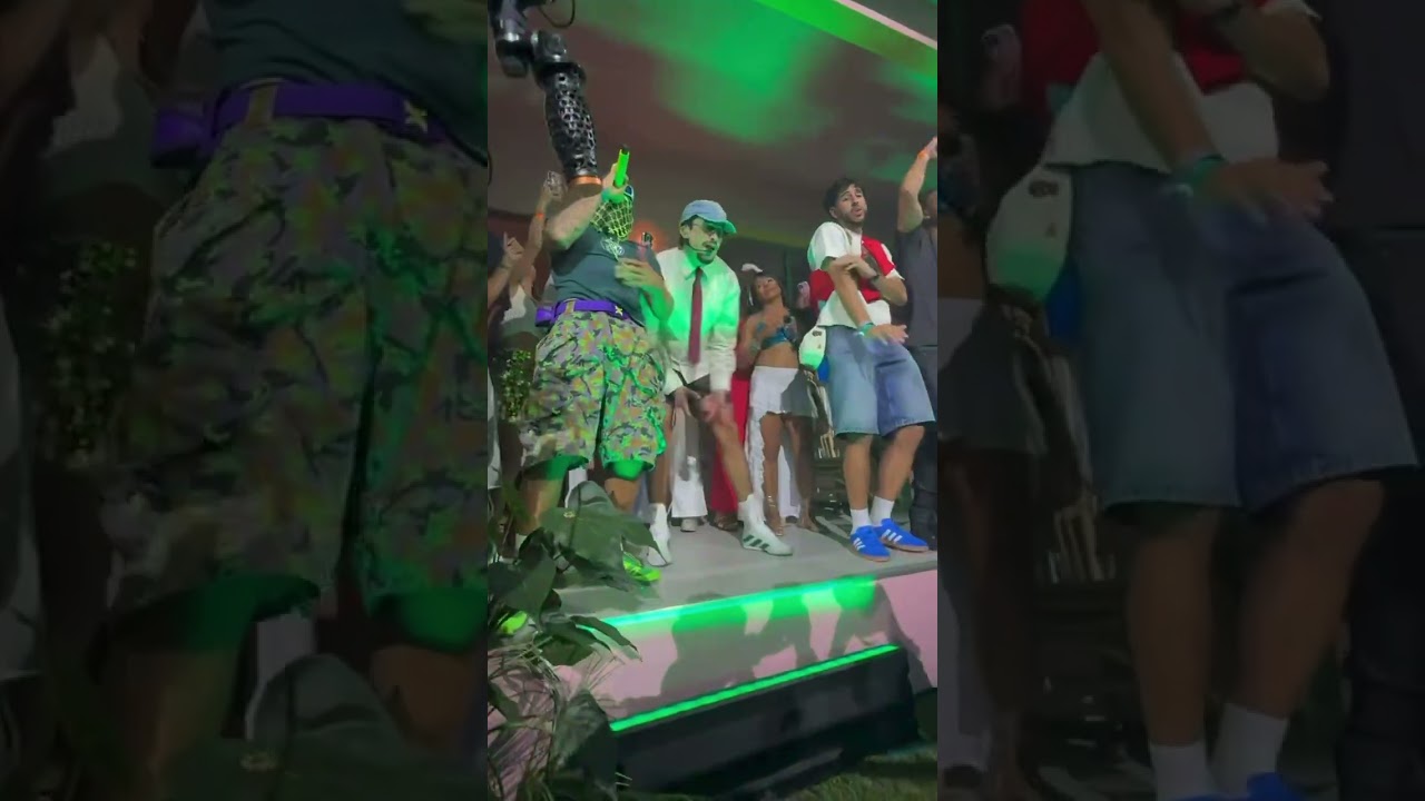 Bad Bunny brings Feid to his residency concert &hellip;. #badbunny #wwe