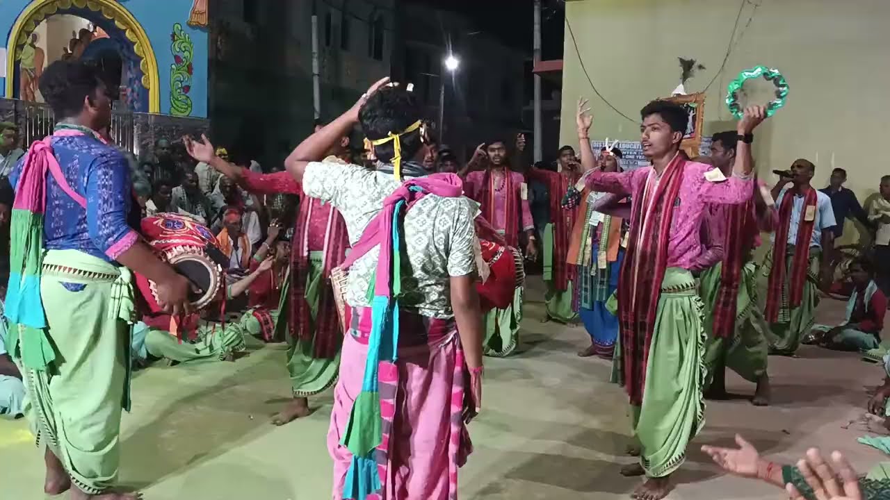 Ram siaa ram siaa ram jay jay ram//pahadi kitran #kitran #pahadi #kitran #viralvideo 