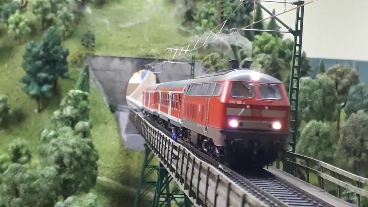 Das Kreuztal-Krocksteinviadukt auf der MoBa 