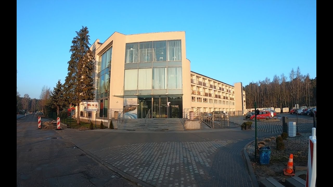 Pustkowo ZEM  TOURIST ośrodek wypoczynkowy .