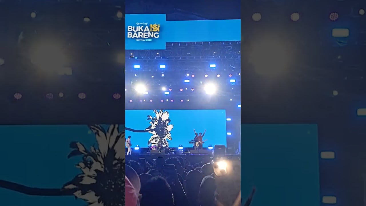 Penampilan Sheila on 7 di GBK Kapan Lagi Buka Bareng #kapanlagi #so7 #sheilaon7