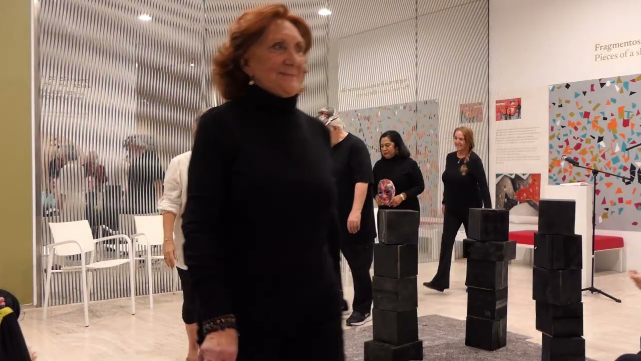 Juana y los Seres Observantes. Performance participativa