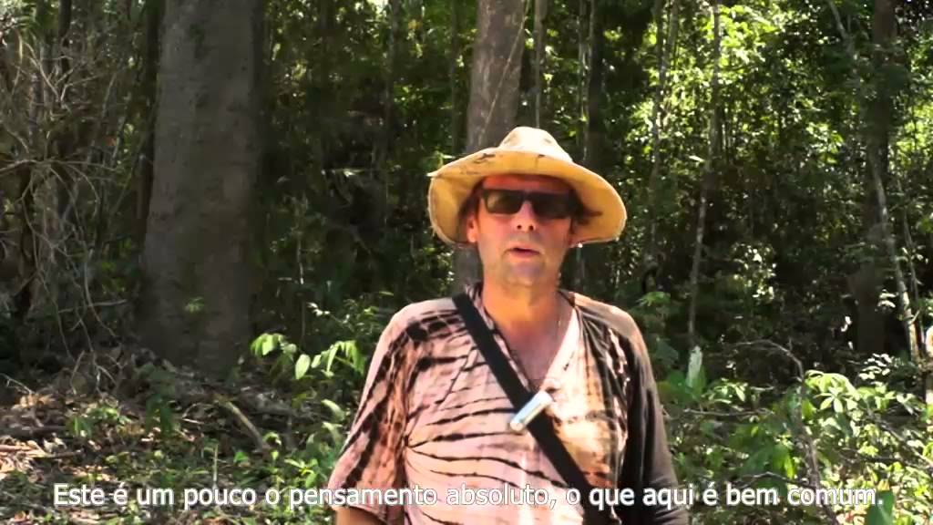 Gold mining in the Amazon rain forest (German with Portuguese subtitles)