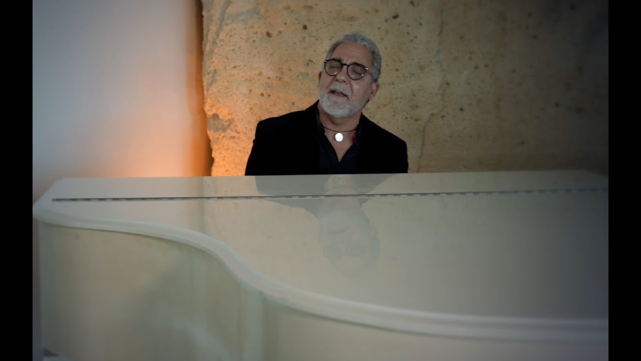 CERCO UN PO' DI ME