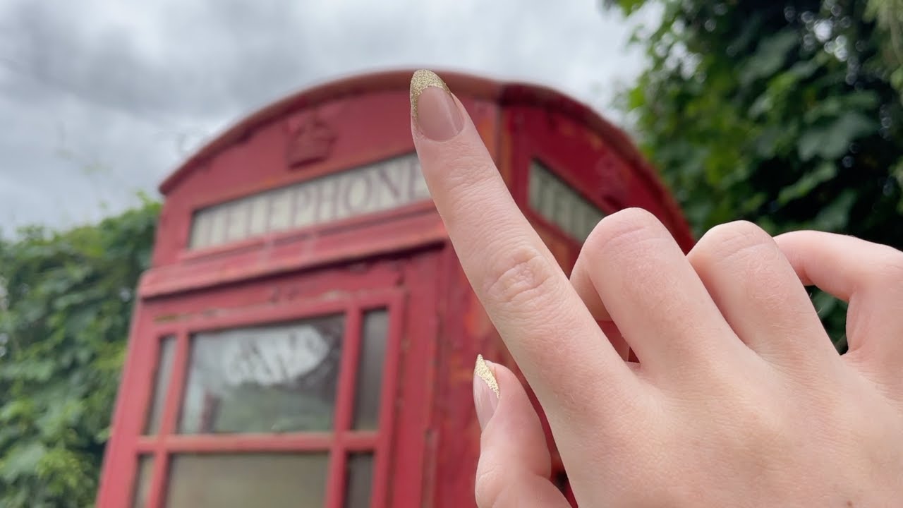 ASMR | Outdoor Air Tracing, Gentle Camera Tapping & Scratching