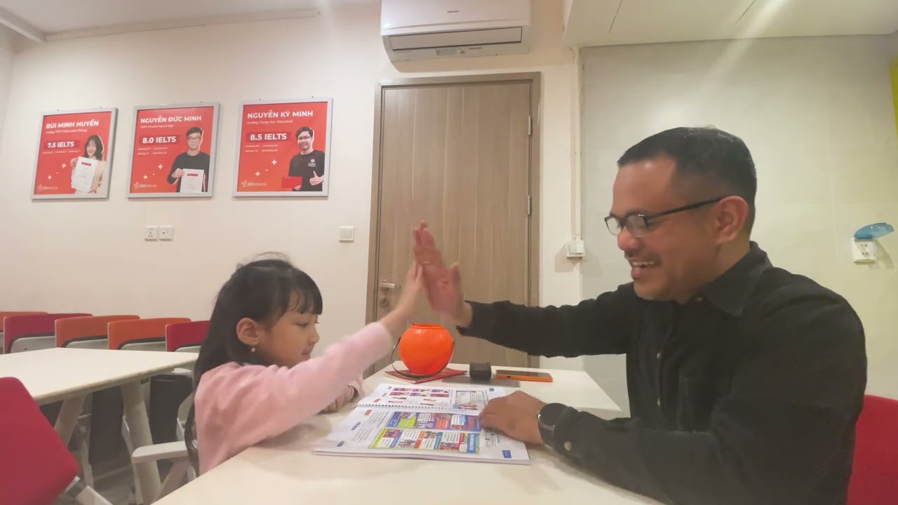 Minh Châu Speaking Test Unit 1 Kindy Tots5