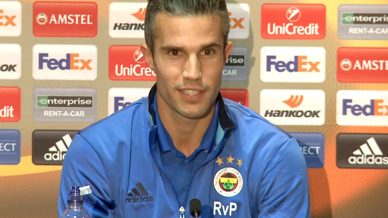 Oh Robin Van Persie! 'Would've Stayed for Fergie' Manchester United vs Fenerbahçe PRESS CONFERENCE