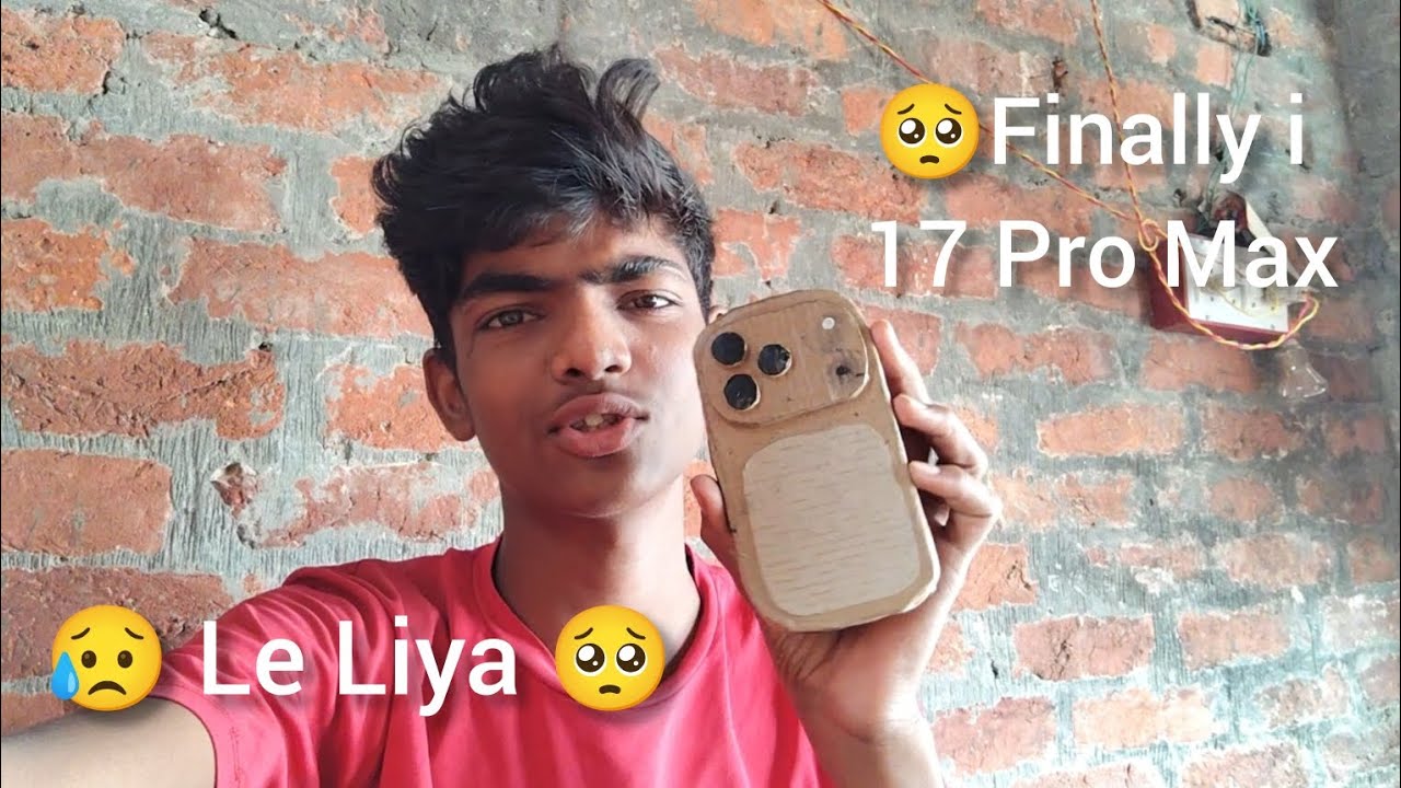 Finally guys 🤡Maine iPhone 17 Pro Max🤫 kharidi liya😭