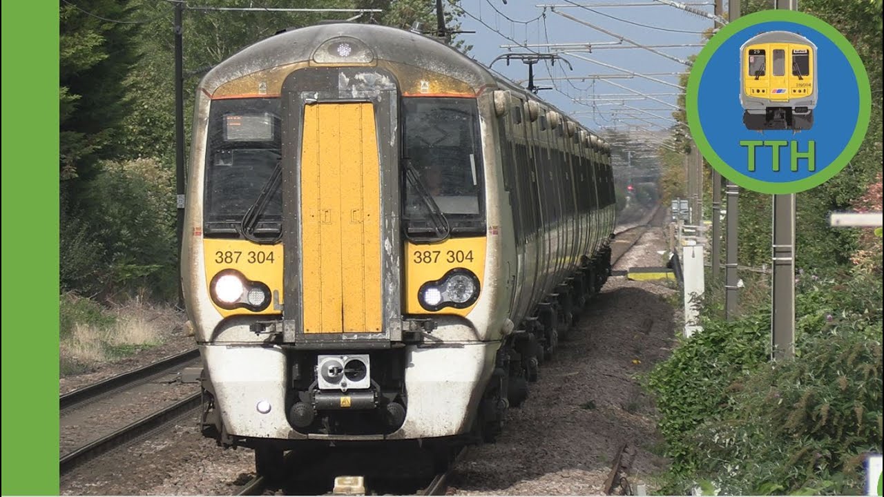 Trains at Meldreth